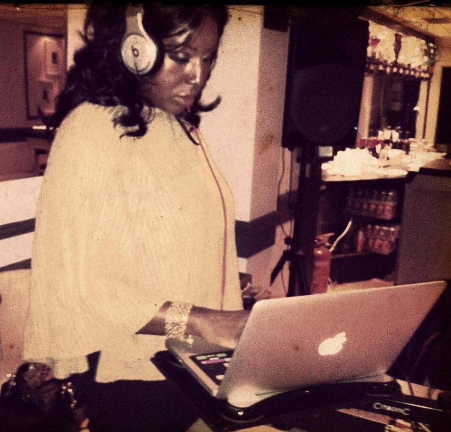 201336_488733374480007_1271681710_o