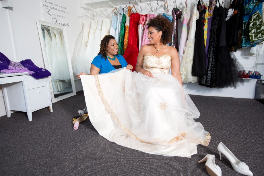 06/08/2012 Sun Features FAO Lucy Gardner Pictured is Kemi Farquharson who is the first plus size wedding designer. Her business is called Loving Your Curves and is based in Tooting in London